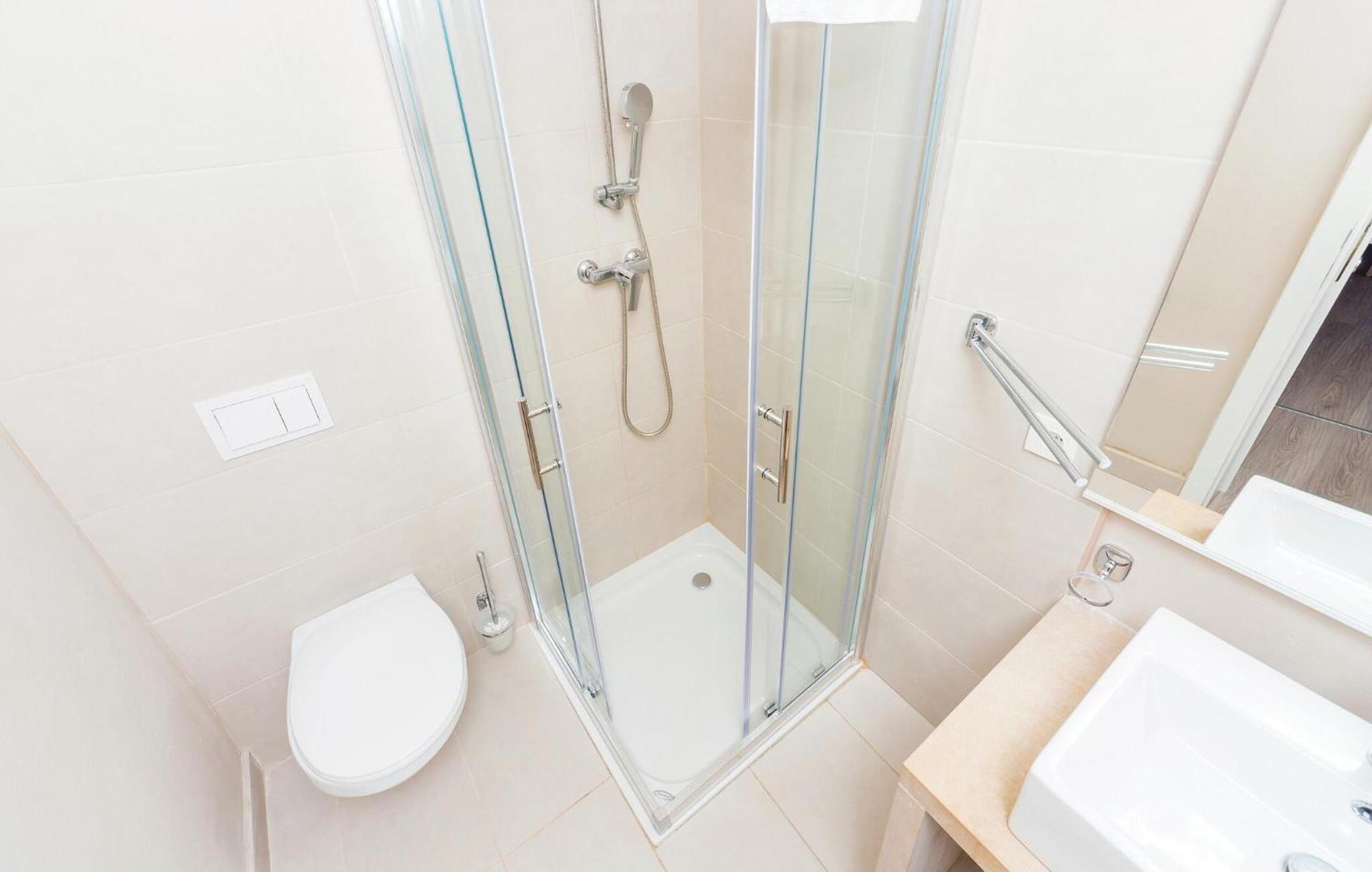 Pet Friendly Apartment In Povljana With Kitchen Luaran gambar